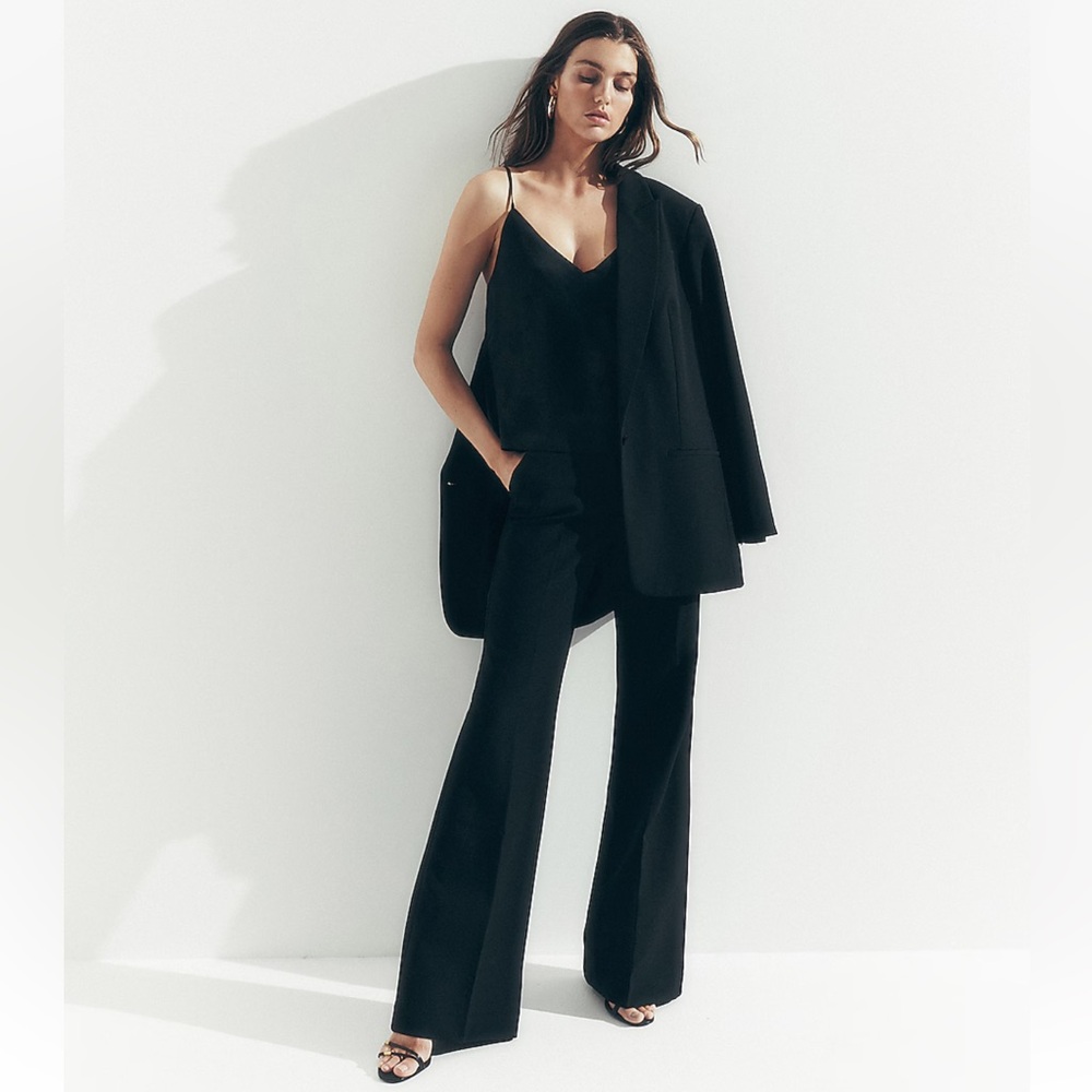 Express Editor Studio Stretch Twill High Waisted Flare Trouser – Black, Size 8